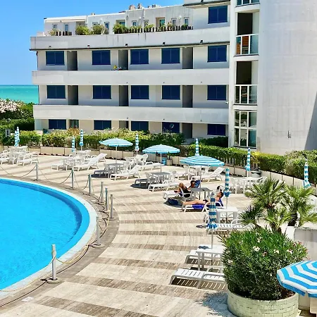 Paradiso Azzurro - 100 M Dal Mare Con Piscina Διαμέρισμα